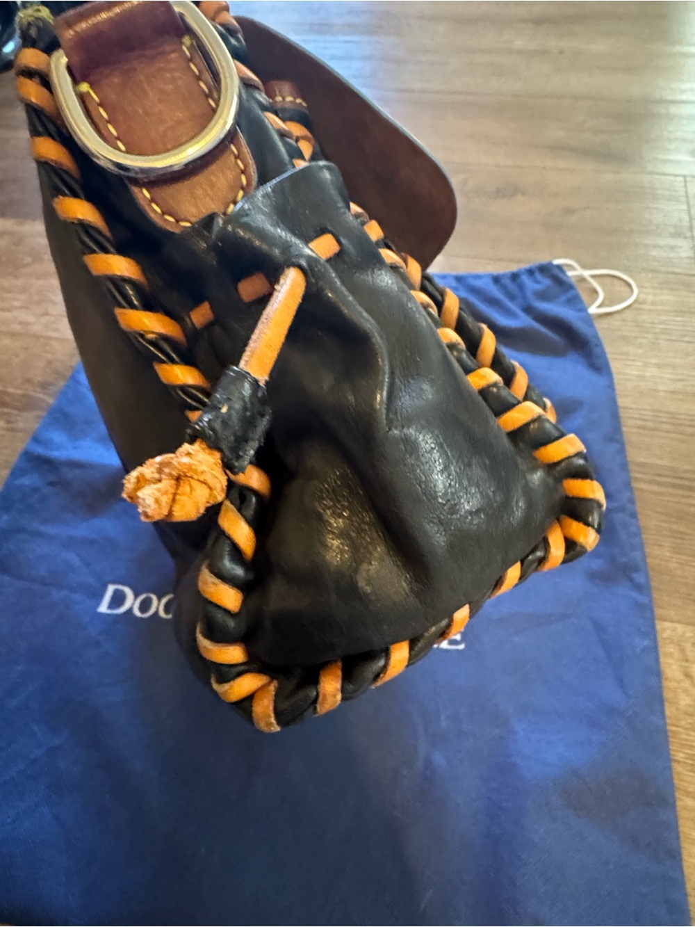 Vintage Dooney & Bourke Bolero bag - Picture 5 of 16